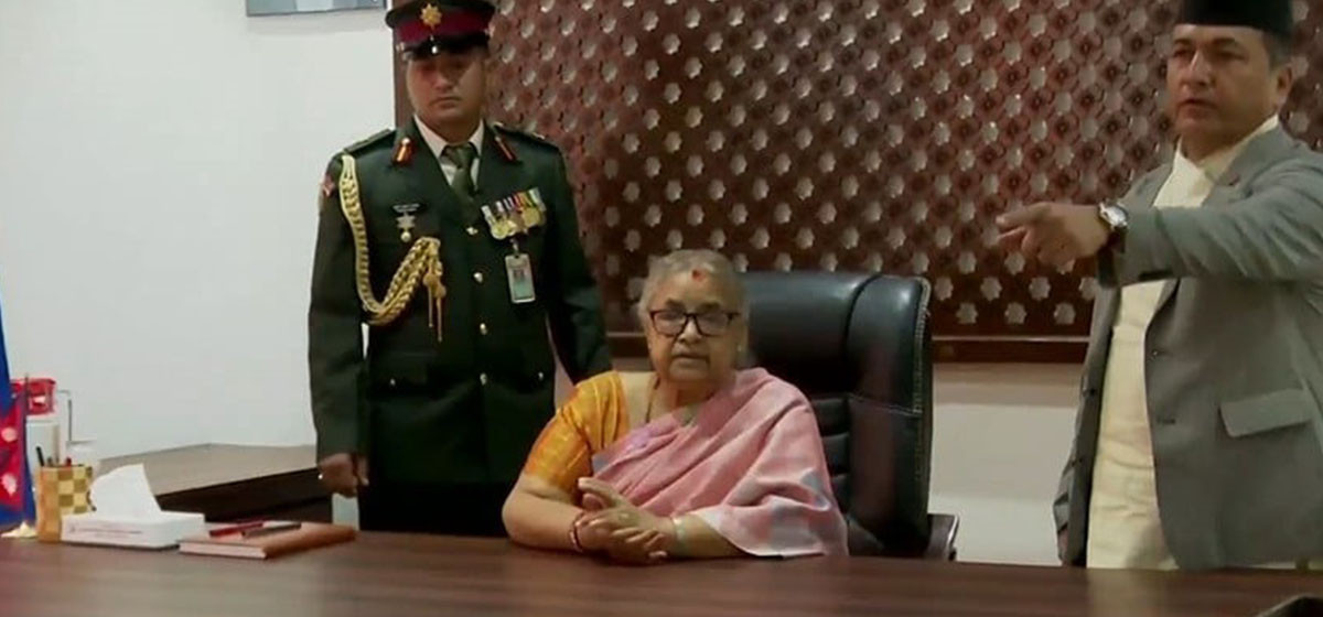 नवनियुक्त प्रधानमन्त्री सुशीला कार्कीले गरिन् पदबहाली